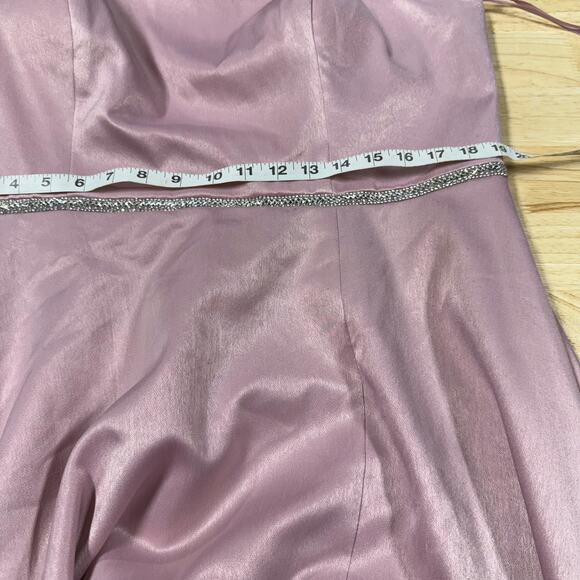 Mac Duggal NWT Ruffled Sleeve Asymmetric Maxi Gown Orchid Pink Size 18W - Picture 8 of 12